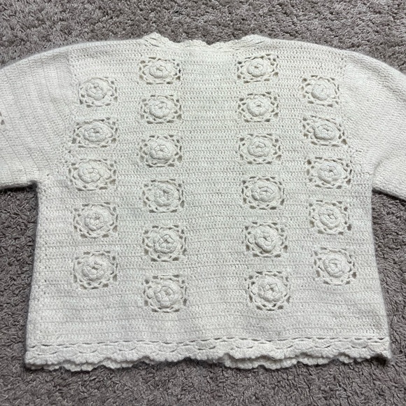 VTG Angora Crochet Knit 3D Flower Pearl Crop Cardigan Sweater S - Picture 7 of 7